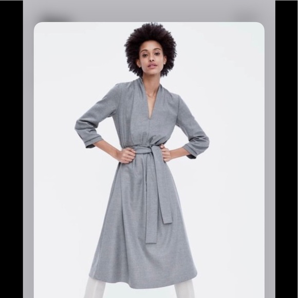 Zara Dresses & Skirts - NWOT Zara Gray Long Flowing Belted Midi Pleated Casual
Maxi Dress Size S